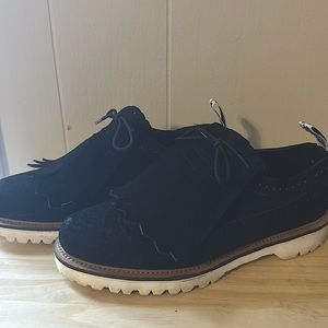 Dr marten rare wing toe